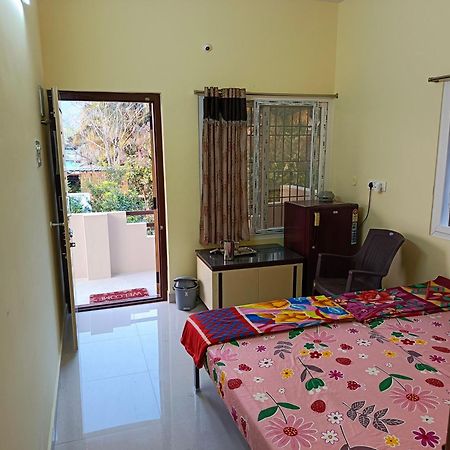 Abaranji Guest House Tiruvannāmalai Esterno foto